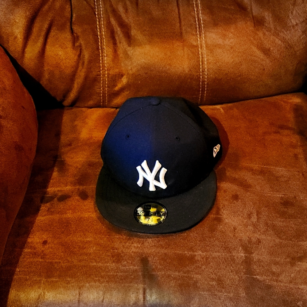 NY Yankees flat bill